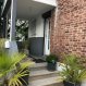 Maison individuelle Vente 3 chambres à Sainghin-en-Mélantois - 374 000 € Sainghin en mélantois ,
Maison individuelle plantée sur une parcelle de 450 m2 , rénovée, relookée, agréable , très fonctionnelle, ( cave, arrière cuisine /buanderie) espace de vie avec cheminée /insert ,3 chambres et un bel espace à créer dans le grenier , grand garage , jardin et ses terrasses .
Commerces , métro a 4 mm , écoles , commodités de la métropole Lilloise .
Barbara Immobilier 0666924628
