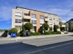 Bureau Vente à Luxembourg-Merl - 1 500 000 € --Réservé---
Schaus Immobilier vous propose à la vente ce bureau idéalement implanté sur la route de Longwy à Luxembourg-Merl, au rez-de-chaussée d'une résidence datant de 2003, offrant sur une surface d'environ 400m2 :
- Un espace réception/secrétariat ;
- Divers bureaux ;
- Archives ;
- Kitchenette ;
- WC séparés pour hommes et femmes.
L'offre est complétée par trois emplacements intérieurs et une cave (+- 2,20m2).
L'ensemble est actuellement loué.
Nous sommes à votre entière disposition pour tout renseignement complémentaire et un rendez-vous de visite.
Ref agence :883091