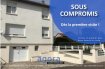 Maison Vente 3 chambres à Homécourt - 149 900 € Maison vendue à la première visite, compromis signé.
N'hésitez à nous contacter pour un accompagnement performant et personnalisé dans la vente de vos biens!
Situé dans un environnement paisible, belle maison jumelée F5 offrant au rez de chaussée, un hall d'entrée, un wc séparé, un salon-séjour, une cuisine équipée avec accès sur une grande terrasse.
A l'étage, trois chambres, une salle d'eau avec wc, un sous-sol complet avec cave et garage le tout sur un terrain entièrement clos de 5.03 ares.
AGENCE AGORA BRIEY 03 82 20 25 26