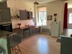Maison mitoyenne Vente 2 chambres à Longwy - 85 000 € A VENDRE SUR LA COMMUNE DE LONGWY-BAS A PROXIMITE DE LA GARE SNCF ET GARE ROUTIERE, UNE MAISON MITOYENNE D'UNE SUPERFICIE HABITABLE D'ENVIRON 70M² SUR 1 ARE 13 CENTIARES.
COMPRENANT: Une entrée, une cuisine équipée ouverte sur le salon salle à manger avec un accès sur une terrasse de 9m², deux chamnres dont une avec une baignoire et un meuble vasque, un WC séparé.
AU SOUS-SOL: deux caves, un WC, une douche.
A L'EXTERIEUR: une terrasse de 6m², un jardin.
CHAUFFAGE ELECTRIQUE (Possibilité de mettre un chauffage au GAZ).
DOUBLE VITRAGE PVC.
TOUT A L'EGOUT.
TOITURE EN BON ETAT.