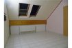 Appartement Location 3 chambres à Dippach - 1 500 € Appartement duplex à louer
Jolie appartement duplex à louer à Dippach avec 3 chambres dont une en suite parentale, avec 2 salles de bains, grand salon avec cuisine ouverte ( cuisine neuve ) et un jolie balcon.
2 à 3 places extérieurs complète ce bien.