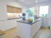 Appartement Vente 2 chambres à Luxembourg-Neudorf - 750 000 € -- FR --
New Keys vous propose une bel appartement de /-75m2 avec jardin et terrasse à 5 minute de Kirchberg.
Il se compose de:
1 Hall d'entrée
1 Salon/séjour
1 Cuisine équipé ouverte
2 Chambres
1 Salle de bains
1 WC séparè
1 Terrasse
1 Balcon
1 Garage
1 Cave
Parquet massif, chauffage au gaz, placard encastré, ascenseur, fenêtres PVC double vitrage, volets roulants PVC, pas de travaux à prévoir.
Proche de toutes commodités.
Pour tout renseignements et/ou visites:
352 691311709
amarinthe@newkeys.lu
Ref agence :PV-INT-DOMMEM