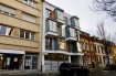 Studio Location à Luxembourg-Hollerich - 1 200 € Studio de 39 m2 à louer à Luxembourg-Hollerich
- Hall d'entrée - Espace de vie - Cuisine équipée - Salle de douche - Cave - Emplacement intérieur--Buanderie commune
Disponible immédiatement
Loyer 1200 €
Charges 200 €
Caution de 3 mois 3600 €
Frais d agence 1404 € TTC 17%
Ref agence :1213231
