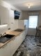 Appartement Location 2 chambres à Metz - 800 € c.c. ALT'IMMOGEST.COM votre agence immobillière vous propose :
Un appartement en rez de chaussée surélevé avec terrasse.
Idéalement situé dans l'avenue de strasbourg avec arrêt de Metis devant l'immeuble.
Il dispose d'une entrée avec placard, une cuisine meublée et équipée et une pièce principale avec double baie vitrée donnant accès à une terrasse.
Deux chambres, une salle de bain baignoire et un WC indépendant.
Chauffage individuel au gaz
L'appartement est disponible rapidement.
Loyer hors charges : 730 €
Provision mensuelle sur charges locataires : 70 € (T.O.M, entretien de la chaudière, entretien et électricité des communs)
Loyer charges comprises : 810 €
Dépôt de garantie : 740 €
Agence ALT'IMMOGEST.COM
28 Rue Emile Zola 57300 HAGONDANGE
Mme SZYNAL Estelle
0387673413