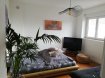 Appartement Location 2 chambres à Yutz - 720 € c.c. Appartement F3, situé au 1er et dernier étage d'un petit immeuble de deux logements, comprenant : une entrée, une cuisine non équipée de 12 m2, un séjour de 13 m2, deux chambres (12 m2 et 10 m2) et une salle de bain avec wc.
En annexes: 2 caves privatives et un jardin.
Détail des charges: provision sur eau froide, TEOM et électricité des communs.
Chauffage individuel au gaz.
Libérable à compter du 15/04/2021