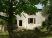 Maison Vente 3 chambres à Domèvre-en-Haye - 149 000 € Maison lorraine à rafraîchir. Ensemble immobilier composé d'une maison à usage d'habitation et d'une grange de 170 m2 au sol. La maison de 185 m2 habitables est composée de 7 pièces et offre un beau grenier aménageable avec une toiture en très bon état.
Terrain d'une contenance de 780 m2 avec espace jardin orienté plein sud. Dépendances.
