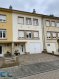 Nous vous proposons en exclusivité une maison mitoyenne des années 60, bien entretenue, située dans le quartier recherché de Bourgrund à Esch-sur-Alzette, dans un environnement calme et verdoyant.

La maison se compose comme suit :
Une cuisine équipée avec accès direct à la terrasse, une petite salle à manger, un salon,
trois chambres à coucher, une salle de bains.
Un grenier offrant un beau potentiel et peu été aménagé en chambre supplémentaire.
Le bien dispose également d'une buanderie, d'une cave, d'un WC Séparé, d'un jardin d'un garage et de deux emplacements extérieurs 
Cette maison représente une belle opportunité pour une famille à la recherche de tranquillité tout en restant proche des commodités.

Pour toute demande de visite ou informations complémentaires, n'hésitez pas à nous contacter au 265341 ou directement notre agent Mme VAZ au 621 283 844 ou par mail au
 lisa.vaz@cl-immo.lu