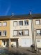 Nous vous proposons en exclusivité une maison mitoyenne des années 60, bien entretenue, située dans le quartier recherché de Bourgrund à Esch-sur-Alzette, dans un environnement calme et verdoyant.

La maison se compose comme suit :
Une cuisine équipée avec accès direct à la terrasse, une petite salle à manger, un salon,
trois chambres à coucher, une salle de bains.
Un grenier offrant un beau potentiel et peu été aménagé en chambre supplémentaire.
Le bien dispose également d'une buanderie, d'une cave, d'un WC Séparé, d'un jardin d'un garage et de deux emplacements extérieurs 
Cette maison représente une belle opportunité pour une famille à la recherche de tranquillité tout en restant proche des commodités.

Pour toute demande de visite ou informations complémentaires, n'hésitez pas à nous contacter au 265341 ou directement notre agent Mme VAZ au 621 283 844 ou par mail au
 lisa.vaz@cl-immo.lu