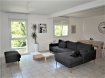 Maison Vente 3 chambres à Hésingue - 255 000 € Maison F5 à vendre à Hésingue . Dans un petit lotissement familial, cette maison jumelée de type F5 construite en 2006 comprend: une entrée, un grand salon/séjour, une cuisine équipée ouverte, 3 chambres, une salle de bains (baignoire + douche) et 2 WC. Cave, buanderie, garage, terrasse à l'arrière de 38 m2 environ. Chauffage central individuel au gaz. Maison lumineuse et en très bon état. Disponible le 15 novembre