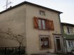 Appartement Location 2 chambres à Poussay - 540 € c.c. Entrée, cuisine, séjour, pallier : deux chambres, salle de bains, W.C, cave, grenier, terrasse. Chauffage ind. gaz. disponible en Octobre 2020