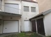 Immeuble de rapport Vente à Reichshoffen - 239 200 € Immeuble libre de toute occupation à rénover.Le bien, situé dans une rue commercante.Il se compose d'un grand local commercial sur 2 niveaux et à l'arrière 2 appartements avec un garage.Idéal investisseur ou commercant, le bien peut être loué en partie ou en totalité.PRIX : 239 200 ' Honoraires inclus charge acquéreur : 1,96% (234 600 ' hors honoraires)