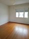Appartement Location 1 chambre à Thionville - 540 € c.c. Grand deux pièces d'environ 60m2 dans un immeuble de caractère, belle entrée, séjour agréable avec petit balcon, grande cuisine, une chambre, sdb avec wc. une cave. Jolie prestation, parquet, chauffage individuel au gaz.
Proche gare et centre-ville