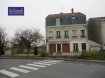 Maison de maître Vente 4 chambres à Piennes - 142 000 € Mandat de Vente N°2105 Belle maison de caractère individuelle comprenant : En RDC : 1 ancien commerce composé de : 1 pièce comptoir réception, 1 bureau, 2 pièces réserves, wc. A l'étage : 1 cuisine, grande pièce de vie à usage de salon et salle à manger, salle de bain (baignoire, douche, wc, lavabo), 1 chambre. En 2ème palier : 1 pièce avec point d'eau, 3 pièces (chambres ou bureau), 1 grenier. Sous-sol total : chaufferie, grande cellule, laverie, 1 box Jardin arrière. Informations techniques : - Chauffage central Fuel - Fenêtrage en partie d'origine et PVC - Toiture en bon état général - Tout à l'égout - Travaux à prévoir d'amélioration à prévoir Ce bien a retenu votre attention ? Pour une éventuelle visite ou information complémentaire, contactez nous !!! La Centrale Immobilière de Piennes et Jarny au : 03.82.22.45.44. Nous sommes à votre disposition du mardi au samedi.