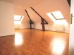 Appartement Location 3 chambres à Metz - 895 € Appartement Metz 5 pièce(s) 82.56 m2. Au coeur de Metz au dernier étage 4/4 avec ascenseurAppartement T5 de 119.85 m2 au sol et 82.56 m2 carrez. Il se compose d'une entrée avec placard d'un séjour double, 3 chambres,1 cuisine équipée, 1 salle d'eau et 1 salle de bain avec wc.Chauffage individuel gaz.Une cave en sous sol