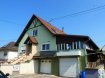 Maison Vente 4 chambres à Gumbrechtshoffen - 299 000 € Maison pour une grande famille, possibilité bi-famille
Pourrait convenir à un artisan ou une profession libérale
2 Grands garages
Composée de 2 logements entrées séparées
Surface totale habitable 220 m2, 7-8 pièces dont 4/5 chambres
Terrain de 5,8 ares
Prix : 299 000 € Soyez les premiers à faire une offre !!!
* Honoraires d’agence à la charge du vendeur. Frais de notaire en sus
RDC 125 m2 : (à rénover)
Couloir 13 m2 (11 x 1m)
Cuisine équipée 14 m2 (3,5 x 3,9m)
Séjour SAM 30 m2 (7,2 x 4m)
Véranda 16m2 (4 x 4,1m)
3 chambres entre 13 et 16 m2
SDB 7,5 m2 (3,9 x 1,9m) Vasque, baignoire et douche
WC séparé
A l’étage un logement mansardé 95 m2 (entièrement rénové)
Cheminée avec insert et chauffage air-air climatisation réversible
Un grand espace 65 m2 réception et séjour, SAM et cuisine ouverte aménagée
Une chambre à coucher 15 m2 avec 2 grands dressing 6 m2
SDB 10 m2 double vasque, baignoire et douche balnéo ainsi qu’un WC
Sous sol :
Cave, Buanderie et chaufferie
Garage (10 x 4m) 40 m2
Garage ((3,9 x 12) 50 m2
Diverses indications :
Construite en1978 et transformée ces dernières années
Fenêtres en PVC double vitrage, volets roulants ( en partie éclectique)
Chauffage central mazout pour le RDC et le sous sol
Chauffage air-air climatisation réversible pour le second étage ainsi qu’une cheminée avec insert.
Production d’eau chaude par les panneaux solaires
Nombreux placards et divers rangements
Taxes foncières 800 €
Située dans un quartier résidentiel de Gumbrechstoffen à 2 minutes de la gare, cette maison habitable de suite peut répondre à une grande famille, pour 2 générations ou encore être loué partiellement.
Elle peut aussi convenir à un artisan ayant un grand besoin en stockage
Pas de travaux à prévoir rénové récemment. .
Le RDC nécessite une rénovation et mise au gout du jour,
La ville de Gumbrechstoffen qui compte 1200 habitants est facilement accessible par la route, les activités commerciales et artisanales sont très soutenues et variées, la gare SNCF à quelques minutes permet de vous rendre rapidement à Strasbourg)
La commune se situe dans le parc naturel des Vosges du nord ou la biodiversité de la région lui confère un cadre de vie rural propice à l'évasion.
N’hésitez pas à me consulter pour avoir des renseignements complémentaires.
Photos supplémentaires sur demande
Pierre Bernhardt Négociateur indépendant en immobilier pierre-bernhardt@hotmail.fr
Tel 06 07 47 40 05 Siren: 315571521
Agent mandataire de : Sarl IMGELOC siège social 17 rue des Romains 67110 Niederbronn les Bains
Siret 50092522700018 Carte Prof. N° 661/2007 mandat 337 019