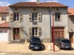 Maison Vente 4 chambres à Sancy - 99 000 € Sancy :
Maison jumelée de 211m² sur 7,8 ares de terrain, vaste espace jour au RDC, 4 chambres à l'étage, comble aménageable, Garage.
Le tout à restaurer entièrement, belles possibilités.
DPE non concerné, absence de chauffage.
Honoraires d’agence charge vendeur inclus. (5% TTC, minimum 6000 euros)
www.lenoir-immobilier.fr