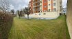 Appartement Vente 1 chambre à Luxembourg-Bonnevoie - 609 000 € REAL G IMMO, vous présente ce bel appartement au rez-de-chaussée d'un immeuble bien entretenue, sis à Bonnevoie dans un quartier calme et résidentiel, restant proche de toutes commodités.Ce bien vous offre une surface habitable de +/-58m2 et se compose comme suit: - cuisine séparée entièrement équipée (de 2018)- salon /salle à manger lumineux- salle de bains- une chambre spacieuse- balcon récemment rénové (+/-5m2)- une cave- buanderie commune- Un jardin commun à l'arrière du bâtiment Possibilité de louer une place de parking intérieure. Emplacement idéal dans un endroit très tendance et dynamique, à proximité de toutes les infrastructures. Arrêt de bus à 50 mètres, arrêt de bus Hypodrome et extension de tram prévue à 5 min à pied. Proche de Delhaize, d'une pharmacie, de banques, d'un bureau de poste et de restaurants. Le parc Kaltreis, avec une salle de sport en plein air, est également à 5 min à pied.Disponible immédiatement.Pour plus de renseignements ou une visite (visites également possibles le samedi sur rdv), veuillez contacter le 28.66.39.1.