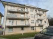 Appartement Vente 1 chambre à Pétange - 450 000 € Appartement idéal 1er Acquisition, dans une résidence bâtie en 1999 composé comme suit:* Hall d'entrée, * Cuisine équipée individuelle, * Salon,* Chambre à coucher,* Salle de bains, * Débarras,* Cave,* Garage box fermé,En bon état général!Disponible le 30 Septembre 2021.Pour plus de renseignements ou une visite des lieux (également possibles le samedi sur rdv), veuillez nous contacter au 28.66.39.1.