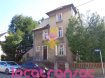 Maison Vente 4 chambres à Hagondange - 249 900 € En raison du protocole sanitaire renforcé, merci de bien vouloir nous envoyer par mail (locatransac.moors@gmail.com) vos coordonnées complètes (nom, prénom, numéro de téléphone), vous recevrez en retour des informations compémentaires.
Pour tout autre demande, nous restons à votre disposition au 03.87.40.55.55.
- - - - -
EXCLUSIVITE ! A proximité de la gare et du centre ville, sur terrain de 3,56a maison de ville individuelle, de type F6 de 129m2 habitables.
Composée d'une entrée desservant un salon, salle à manger, cuisine, toilettes invités.
A l'étage : un palier dessert 2 chambres, un bureau, une salle d'eau / WC.
Les combles en partie aménagées avec une 3ème chambre dispose d'un espace utilisable supplémentaire.
Au sous-sol : 2 caves, accès au garage et aux espaces extérieurs.
Travaux à prévoir !