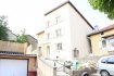Maison mitoyenne Vente 4 chambres à Fontoy - 170 000 € Fontoy,
Dans secteur calme et à proximité du centre ville, agréable maison de 125m² composée d'un espace de vie avec cuisine, salon et salle à manger donnant sur une terrasse sans vis-à-vis. Aux étages sont situées 4 chambres dont une avec salle de bain et une avec dressing. Bureau indépendant idéal pour entrepreneur.
Chauffage gaz, double vitrage PVC.
www.lenoir-immobilier.fr