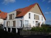 Appartement Vente 3 chambres à Gertwiller - 238 350 € DUPLEX de type F4/5 d'une superficie de 88m² avec 1 Jardin Privatif arboré et clôturé.
Ce DUPLEX est de très bon standing et situé proche de toutes commodités à 30 minutes de STRASBOURG
Il comprend :
1 entrée sécurisée avec un placard,
1 cuisine équipée ouverte sur le séjour avec sa Terrasse & extérieur entièrement aménagé & clos,
à l'étage
3 chambres et 1 salle de bain équipée et carrelé
Cet appartement comprend 1 GARAGE.
Le chauffage est individuel au Gaz.
Cet appartement est loué (fin de bail prévu juillet 2020) et bénéficie d'un loyer Net annuel de 10368 €.
COMPROMIS EN COURS