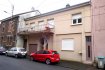 Immeuble de rapport Vente à Longlaville - 900 000 € ****Avis aux investisseurs*****
New Keys vous propose 2 immeubles de rapport a bon rendement locatif, au centre ville de Longlaville a 3 km de la frontière Luxembourgeoise.
Ces immeubles comprennent:
- 8 appartements loués avec garage;
- 5 appartements loués sans garage;
- 3 parking fermes;
- 1 local commercial;
Les biens ont un rendement locatif annuel de /- 85 000€
N'hésitez pas à nous contacter au 352 621 647 509 ou par email ahenriques@newkeys.lu pour des informations complémentaires ou pour visiter le bien.
Ref agence :5003360
