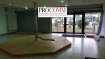 Local commercial Vente à Thionville - 500 000 € Murs libres à vendre sur la commune de HETTANGE - GRANDE dans une zone commerciale,
Surface totale de 407m² sur 2 niveaux :
- Rez-de-chaussée commercial d'une surface de 182m²,
- Sous-sol entrepôt et stockage de 225m², possibilité d'en faire une surface commerciale en changeant la porte sectionnelle en vitrine commerciale,
Les locaux sont récents, possèdent une climatisation réversible et conviennent à toutes activités.
Proche autoroute,
Prix TTC : 500 000 €, récupération de la TVA 20 % sur le prix.
Taxe foncière : 2 400 €
Contact : 06.28.42.65.84
E.GURER
Cabinet d'affaire Procomm - Immogest