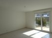 Appartement Vente 1 chambre à Thionville-Élange - 151 000 € PRODUIT INVESTISSEUR Appartement actuellement loué : 650€ H.C.
Appartement F2 de 52.25m2 situé au RC d'une résidence récente comprenant entrée avec placard, cuisine équipée ouverte sur séjour avec accès terrasse 18.20m2, 2 chambres, cellier, salle de bains avec douche et WC.
Garage individuel, parking privatif.
Chauffage individuel par le sol, double vitrage PVC avec volets roulants électriques, isolation par l'extérieur, porte d'entrée blindée.