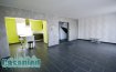 Maison Vente 3 chambres à Creutzwald - 173 000 € Maison F5 CREUTZWALD. Sur la commune de Creutzwald en lisière de foret, maison F5 composée d'un salon séjour, d'une cuisine équipée ouverte, de 3 chambres, d'une salle d'eau avec douche à l'Italienne, wc séparé, sous sol avec buanderie, chaufferie (chaudière gaz neuve), caves, 2 garages et jardin.