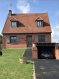 Maison Vente 3 chambres à Waziers - 209 000 € Votre agence Vitrin'immo vous propose, à proximité de Douai, cette charmante maison individuelle en semi plain-pied avec sous-sol complet.Comprenant : une entrée, une cuisine ouverte sur un vaste salon/séjour, 1 chambre au rez de chaussée ainsi qu'une salle d'eau.A l'étage vous y trouverez deux spacieuses chambres.Petit plus : Ce beau pavillon individuel offre une spacieuse véranda attenant au jardin particulièrement bien entretenu.Avis de l'agence : Maison offrant de beaux volumes, très bien entretenue à la décoration raffinée. Il ne vous restera qu'à profiter de son charme !!
