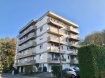 Appartement Location 1 chambre à Luxembourg-Bonnevoie - 1 350 € Nous vous proposons un appartement bénéficiant d'une bonne luminosité naturelle, au 2ième étage d'une résidence située dans une rue sans issue très calme.
Il se compose
.d'un hall d'entrée avec une niche pour garderobe,
.un grand séjour lumineux avec accès à un grand balcon et une cuisine ouverte,
.une chambre à coucher avec balcon.
.la salle de douche avec WC,
Au sous-sol se trouvent la cave ainsi qu'une buanderie commune.
L'appartement dispose également d'un emplacement extérieur.
L'immeuble se trouve à 5 minutes du centre ville de Luxembourg ainsi que du zoning de Howald avec ses petits et grands commerces.
Arrèt d'autobus à 2 minutes pédestres
Ref agence : 883155