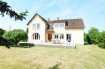 Maison Vente 3 chambres à La Ferté-Bernard - 246 050 € MAISON 147 M² PROXIMITE IMMEDIATE LA FERTE BERNARD. C IMMOBILIER vous propose UNE MAISON DE 147 M² aux volumes généreux A PROXIMITÉ IMMÉDIATE DE LA FERTE BERNARD. Cette belle demeure totalement restaurée récemment avec des matériaux de très bonnes factures, vous offrira en rez de jardin : un hall d'entrée, un espace cuisine/repas de 39 m². La cuisine aménagée-équipée avec son îlot central et sa cheminée insert vous permettra de recevoir de nombreux convives puis de passer au salon, plus cosy, de 33 m² avec cheminée ouverte. WC. A l'étage : un palier desservant deux confortables chambres (13 et 14 m²), une salle d'eau, WC avec lave-mains. Une chambre en suite de 16 m² avec un dressing ou bureau de 8 m², une salle de bains avec WC compose l'espace parentale. Un sous-sol total (garage, cave, chaufferie). Dans un environnement de premier ordre avec vue sur l'église de la Ferté Bernard, sans aucun voisinage, la situation de la propriété vous invitera à la quiétude. Terrain bordé de haies et accès par chemin privé, l'ensemble pour 3 786 m²*Honoraires charge vendeur