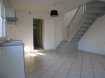 Maison Vente 2 chambres à Berck - 126 000 € REF 5999 MAISON rénovée entièrement, libre de suite, située près du garage RENAULT place fontaine, plein sud. Pièce de vie avec carrelage au sol, cuisine équipée (évier hotte, éléments) Salle d'eau, wc indépendant, cellier fonctionnel. A l'étage: deux chambres.Aucun travaux à prévoir, sauf façade, chauffage électrique programmable,possibilité de se garer aisémment dans la rue