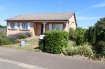 Maison Vente 3 chambres à Waldweistroff - 184 000 € Maison F5 Waldweistroff. Maison Individuelle se composant d'un grand séjour double ouvert sur une cuisine équipée aménagée donnant sur terrasse, 3 chambres, une salle de douche, wc séparé. Sous sol complet offrant une grande salle de jeux , garage double, jardin.