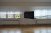 Appartement Location 2 chambres à Esch-sur-Alzette - 1 700 €
**********TOTALLY RENOVATED***********
In small residence of 4 apartments, on 2nd floor , fully renovated apartment is available for rent.
Français :
Un appartement lumineux, dans une résidence agréable.
PARKING INCLUS DANS LE PRIX.
Salon, entrée, cuisine séparée, toilette séparée, salle de bains et au sous-sol vous avez une cave privée.
Appelez Marguerite s'il vous plaît : 691 262 919 / 691 384 190
Courriel : abagroup@mail.com