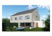 Maison jumelée Vente 3 chambres à Feulen - 693 690 € NEIBAU, 3 SÄITE FRÄI, MAT DRÄI SCHLOFZËMMER ZE VERKAFEN ZU FEELEN (UEWERFEELEN) ! LOT 5
BK-Immo Promotion proposéiert Iech am Verkaf en qualitativ héichwärtegt gebauten Passivhaus mat dräi Schlofkummeren, Garage, baussenst Stellplatz, Gaart an Terrasse. Dat wonnerschéint Passivhaus (3 Säite fräi), befënnt sech an enger roueg geleeëner Strooss, wou een d‘Lierwen genéisse kann.
Dësen luminéis an harmonesch ageriichten Neibau, befënnt sech net wäit ewech vun allen Commoditéiten. Desen Massivbau bidd Iech eng Wunnfläch vun ongeféier 133 m2, op engem Terrain vun 3a 50ca an ass a folgender Weis ausgestatt :
Um Rez-de-Chaussée :
• En technik Räum mat Buanderie : 12,07 m2
• En Hall d’Entrée an Trapenhaus : 12,89 m2
• Garage : 20,69 m2
• Eng separat Toilett : 2,26 m2
• En Living mat Iessräum an oppener Kichen : 45,40 m2
Um éischten Stack :
• En Hall de Nuit : 12,55 m2
• Eng Suite parentale : 24,83 m2 (Schlozëmmer 12,07 m2, Buedzëmmer 6,89 m2, Dressing 5,87 m2)
• En zweet Schlofzëmmer : 15,40 m2
• En drëtt Schlofzëmmer : 14,05 m2
• En zweet Buedzëmmer : 4,94 m2
Ennert dem Daag :
• Méiglechkeet den Späicher auszebauen : 76 m2
Dobaussen :
• E private Gaart
• Eng Terrasse : 26 m2
Wichteg ze wëssen :
• Zougang vun der Kichen/ Iessraum an vun der Garage op d’Terrasse mat privatem Gaart
• Dräifach Verglasung mat elektresch Rolllueden
• Gazheizung
• Buedemheizung
• Späicher ausbaufäheg 76 m2
• Thermesch Trennung vum Kaalberäich vun der Garage mam behëtzten Beräich vum Haus
• Garage fir 1 Auto
• Bauzait ongeféier 13-15 Méint ab Acte Notarié
• Méiglechkeeten fir den Intérieur ze änneren ass op Nofro mam Promoteur méiglech
• TVA récupérable
Den annoncéierten Verkafspräis anbegraff der TVA 3% ass ënnert Virbehalt vun der Acceptatioun vum