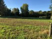 Terrain constructible Vente à Douai - 91 000 € terrain constructible. Votre agence Vitrin Immo vous propose ce magnifique terrain constructible situé dans un endroit calme et verdoyant . A proximité de toutes commodités également proche des axes autoroutiers. Ce terrain à une surface d'environ, 1177 m2 et 20.78 m2 de façade sera vous râvir ! Pour plus de renseignements ,contacter directement notre agence , Trés belle opportunité, a voir sans tarder!