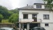 Maison Vente 4 chambres à Rombas - 189 000 € ROMBAS : Maison mitoyenne d'un côté avec vue imprenanble sur la vallée, comprenant une cuisine équipée, un salon-séjour, 4 chambres, une salle de douche avec wc séparé, un garage, cave, un balcon et un jardin.