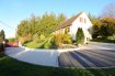 Maison Vente 5 chambres à La Ferté-Bernard - 203 890 € MAISON FAMILIALE LA FERTE BERNARD. C-IMMOBILIER vous propose à 3 MINUTES DE LA FERTE BERNARD, CETTE MAISON FAMILIALE sur sous-sol total dans un cadre verdoyant avec vue dominante. Au rez-de-chaussé : Hall d'entrée avec penderie, salon-séjour avec cheminée insert, cuisine aménagée et équipé récente (3 ans)deux chambres, Wc, sale d'eau. A l'étage : grand palier faisant office de bureau ou salle de jeux, trois chambres dont une de plus de 16 m2, salle de bains, WC. Sous-sol total pour 3 voitures, buanderie et une autre pièce aménagée. Nombreuses prestations de qualités : Portail et porte de garage motorisés, Pergola de dernière génération, récupérateurs de chaleur sur l'étage, volets roulants électriques en partie, nombreux rangements,..). Environnement de premier ordre, jardin paysagé entièrement clos, avec vue dominante sur la vallée de l'Huisne.