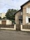 Maison Location 2 chambres à Nilvange - 980 € c.c. ALT'IMMOGEST.COM votre agence immobillière vous propose :
Une maison avec jardin, garage et grand sous sol rue eugène bauret.
Au rez de chaussée elle dispose d'une entrée, une grande pièce principale avec cuisine meublée et équipée ouverte, un salle de bain douche et wc indépendant.
A l'étage deux chambres et un bureau.
Dernier étage un grenier
Chauffage individuel au gaz
Maison disponible rapidement.
Loyer hors charges : 950 €
Provision mensuelle sur charges locataires : 30 € (T.O.M, entretien de la chaudière, entretien et électricité des communs)
Loyer charges comprises : 980 €
Dépôt de garantie : 950 €
Agence ALT'IMMOGEST.COM
28 Rue Emile Zola 57300 HAGONDANGE
Mme SZYNAL Estelle
0387673413