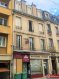 Immeuble de rapport Vente à Nancy - 345 000 € EXCLUSIVITÉ IMMEUBLE DE RAPPORT CENTRE VILLE DE NANCY PROCHE. EXCLUSIVITE IDEAL POUR INVESTISSEURS, IMMEUBLE A VENDRE EN 1ER CORPS DE BATIMENT,
Constitué de TROIS appartements sur TROIS étages différents, ainsi qu'un COMMERCE/LOCAL PROFESSIONEL en rez-de-chaussée avec une cour intérieure couverte, pour un total de 165 m2 de surface habitable. DEUX appartements sont déjà loués. Le quartier GARE / POINCARE est recherché pour sa proximité avec toutes les commodités du quotidien (moins de 5 minutes à pied de la gare), des arrêts de bus et de tram sont également à disponibilités, desservis par les lignes principales. De ce fait, l'immeuble est idéalement situé, proche de nombreuses écoles/universités comme la FAC de lettre, de droit, de l'IUT Charlemagne ... Entouré de plusieurs commerces tels que : boulangerie, fleuriste, pharmacie, Supérette.... Accès rapide aux axes autoroutiers.
L'immeuble se compose de la manière suivante :
- RDC : un commerce / local pro de 45 m2, libre de toutes occupations + une cave de la même surface.
- 1er étage : appartement 2 pièces de 44.66m2 libre de toutes occupations. Chauffage individuel au Gaz.
- 2ème étage : appartement 2 pièces de 42.52 m2 actuellement loué. Chauffage individuel au Gaz.
- 3ème étage : appartement 2 pièces de 32.73m2 actuellement loué. Chauffage individuel électrique.
N'hésitez pas à nous contacter pour toute information complémentaire.www.agencedeboufflers.fr.