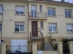 Appartement Location 1 chambre Scy-Chazelles - 531 € c.c. Rue du Stade, dans secteur calme, au 2ème et dernier étage, sous combles, bel appartement 2 pièces, entièrement RENOVE, comprenant un coin-cuisine meublé et équipé ouvert sur la pièce à vivre, une chambre, un bureau, une salle de bains, WC. Chauffage électrique. Volets électriques. Disponible de suite.