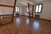 Maison Location 1 chambre à Weitbruch - 675 € c.c. MAISON WEITBRUCH - 2 pièce(s) - 65 m2. WEITBRUCH, petite maison bien entretenue comprenant une belle entrée aménageable, un salon séjour, une cuisine séparée équipée, une salle de bains avec une douche et une chambre.
A l'extérieur, un parking couvert.
Cour commune.
Disponible le 15 septembre.
Une clim réversible est en cours d'installation. Pour cela, le nouveau DPE est en cours.
Loyer : 675EUR par mois dont 25€ d'avance sur charges.
Dépôt de garantie : 650EUR
Honoraires charge locataire : 595EUR TTC dont honoraires état des lieux charge locataire : 75 EUR TTC