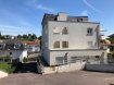 Appartement Vente à Creutzwald - 79 000 € L'agence Pack'Immo vous propose cet appartement neuf F1 BIS dans un immeuble avec ascenseur au rez de chaussée de 38 m² à terminer comprenant une entrée, un séjour, une salle d'eau avec emplacement pour une douche et WC, et une terrasse.
Chauffage électrique par le sol.