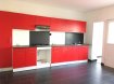 Maison Location 2 chambres à Bruay-la-Buissière - 570 € c.c. Bruay La Buissiere - Maison rénovée 2 chambres. Venez découvrir cette maison de ville rénovée offrant en rez de chaussée : une pièce de vie lumineuse, une cuisine équipée, une cave ainsi qu'une une salle de bains avec baignoire. A l'étage : 2 chambres spacieuses en enfilade.Vous pourrez également profiter d'une courette. C.c électrique.
