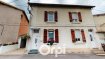 Maison Vente 3 chambres à Villerupt - 229 000 € ORPI Villerupt Immobilier vous présente en exclusivité cette magnifique maison, rénovée avec goût d'environ 75m² avec jardin et garage. Elle se compose au rez-de-chaussée d'une cuisine équipée ouverte sur salon. Au premier étage : deux chambres et une salle de bains avec baignoire et douche. Les combles sont aménagés en une grande chambre. Au sous-sol une cave double avec WC et un accès à une belle terrasse et au jardin. Elle dispose également d'un garage fermé avec porte motorisée. Chaudière sur pied au gaz - Electricité en bon état - Double vitrage PVC - Fosse septique - Taxe foncière d'environ 650euros - Pour plus d'informations contactez Filipa 06 66 31 75 52 229000 euros Honoraires à la charge du vendeur.