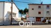 Maison Vente 3 chambres à Villerupt - 219 000 € ORPI Villerupt Immobilier vous propose en exclusivité cette maison d'environ 85m² avec terrasse, jardin et garage. Elle se compose au rez-de-chaussée d'un garage et d'un espace chaufferie/buanderie. Au premier étage : une cuisine fermée, un salon semi-ouvert sur salle à manger avec un accès à une belle terrasse, une salle d'eau et un WC séparé. Au deuxième étage : 3 chambres et une salle de bains avec WC. Des travaux de rénovation sont à prévoir. Double vitrage PVC et simple vitrage dans deux chambres - Chaudière sur pied à condensation de 2000 - Toiture en bon état et révisée régulièrement - Maison reliée au tout à l'égout - Contactez Filipa au 06 66 31 75 52 pour plus d'informations. 219000 euros Honoraires à la charge du vendeur.