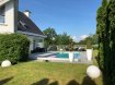Maison Vente 4 chambres à Illzach - 550 000 € Grande maison type F7 à Illzach . Dans une impasse très calme, belle maison individuelle d'environ 180 m2 construite sur 8.47 ares de terrain, comprenant : grande entrée, cuisine moderne équipée et séparée, un lumineux salon-séjour de 45 m2 avec poèle à bois design, 4 chambres avec placard et dressing dans chacune, 1 bureau en sous-sol avec placard, mezzanine de 10 m2 à l'étage, 1 salle de bain comprenant douche à l'italienne et baignoire, 1 salle d'eau au sous-sol et 2 WC séparés. Chauffage individuel au gaz (plancher chauffant au RDC et radiateurs au 1er étage), climatisation au 1er étage. Aspiration centralisée. Beau jardin totalement aménagé avec arrosage automatique et piscine chauffée (8 x 4 m) par la chaudière , SPA et dépendance d'environ 37 m2 carrelée. Cave entièrement carrelée, garage et place de parking. Disponible en septembre.
