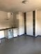 Appartement Location 1 chambre à Lunéville - 380 € c.c. SPÉCIAL ÉTUDIANT
Plusieurs appartements de 37m² au rez-de-chaussée, 1er et 2ème étage comprenant :
- une entrée avec coin cuisine (plaques électriques, réfrigérateur)
- une pièce principale, un plan de travail.
- une chambre avec lit
- une salle d'eau (baignoire et wc).
- fenêtre PVC double vitrage avec volets roulants manuel.
Une laverie est à la disposition des étudiants.
Les charges comprennent : l'eau, l'électricité des communs, l'entretien des communs, la taxe d'ordures ménagères et Internet (filaire).
Il reste à la charge du locataire d'ouvrir le compteur électrique à son nom pour le logement