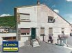 Appartement Vente 2 chambres à Algrange - 131 000 € A découvrir sans tarder!!!
Mandat de Vente No 2165
Ce bel appartement entièrement rénové de 91,09 m² se compose de la façon suivante
1er étage : Le hall d’entré avec espace de rangement.
2ème étage : grande pièce de vie en L ouverte sur la cuisine équipée, un petit débarras avec accès aux combles, un couloir avec un dégagement, salle d’eau comprenant une douche, un lavabo double vasque, un WC séparé, une grande chambre ouverte sur une pièce à usage multiple.
Informations techniques :
Double vitrage PVC avec volets roulants.
Chauffage central et eau chaude au gaz.
Tout à l’égout.
Diagnostique en cours de réalisation.
Toiture remaniée
Electricité refaite à neuf, carrelages sur l’ensemble du bien.
Proche de toutes commodités (école, poste, pharmacie…)
Ce bien a retenu votre attention, pour une éventuelle visite ou toute
information complémentaire, contactez la Centrale Immobilière de Piennes :et Jarny au : 03-82-22-45-44.